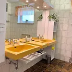Appartementhaus Elfi 아파트