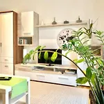 Appartementhaus Elfi 아파트